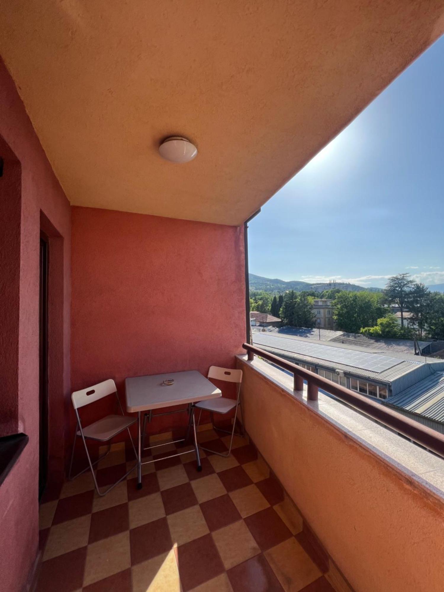 Cozy, Modern Apartment In The Center Of The City! Skopje Esterno foto