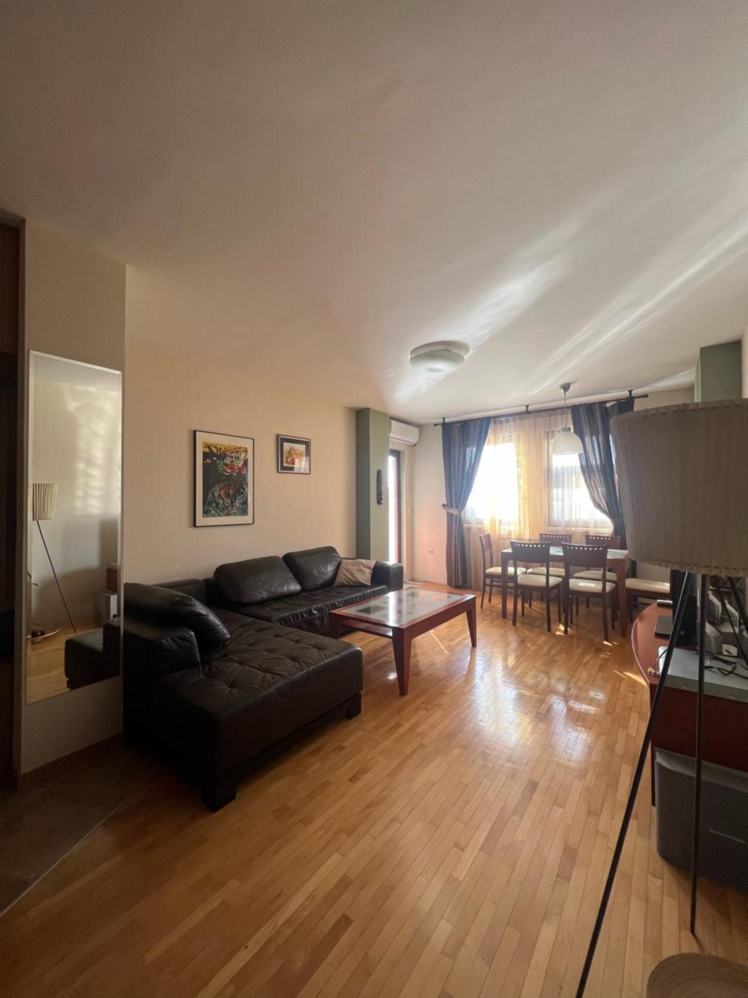 Cozy, Modern Apartment In The Center Of The City! Skopje Esterno foto
