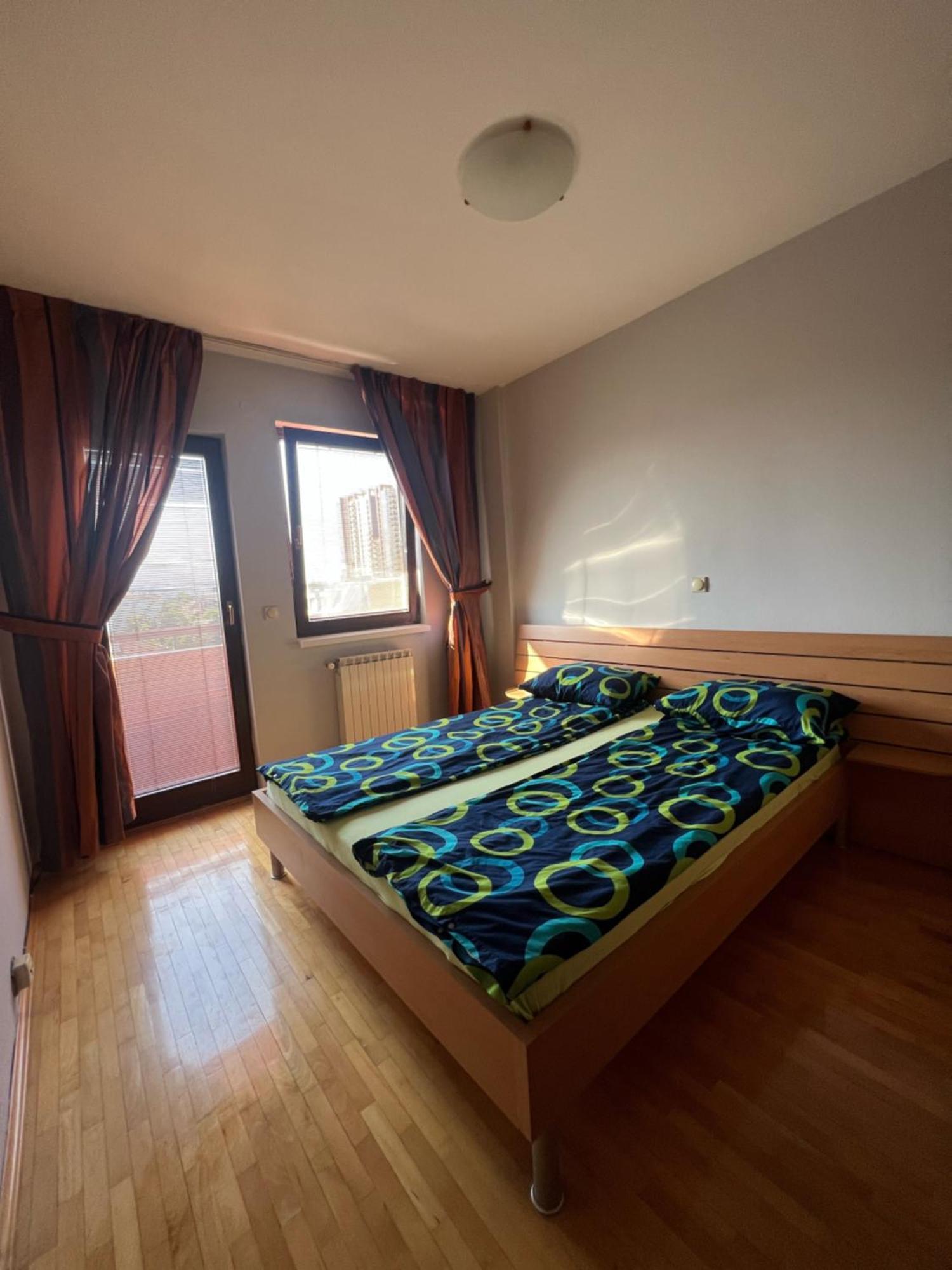 Cozy, Modern Apartment In The Center Of The City! Skopje Esterno foto
