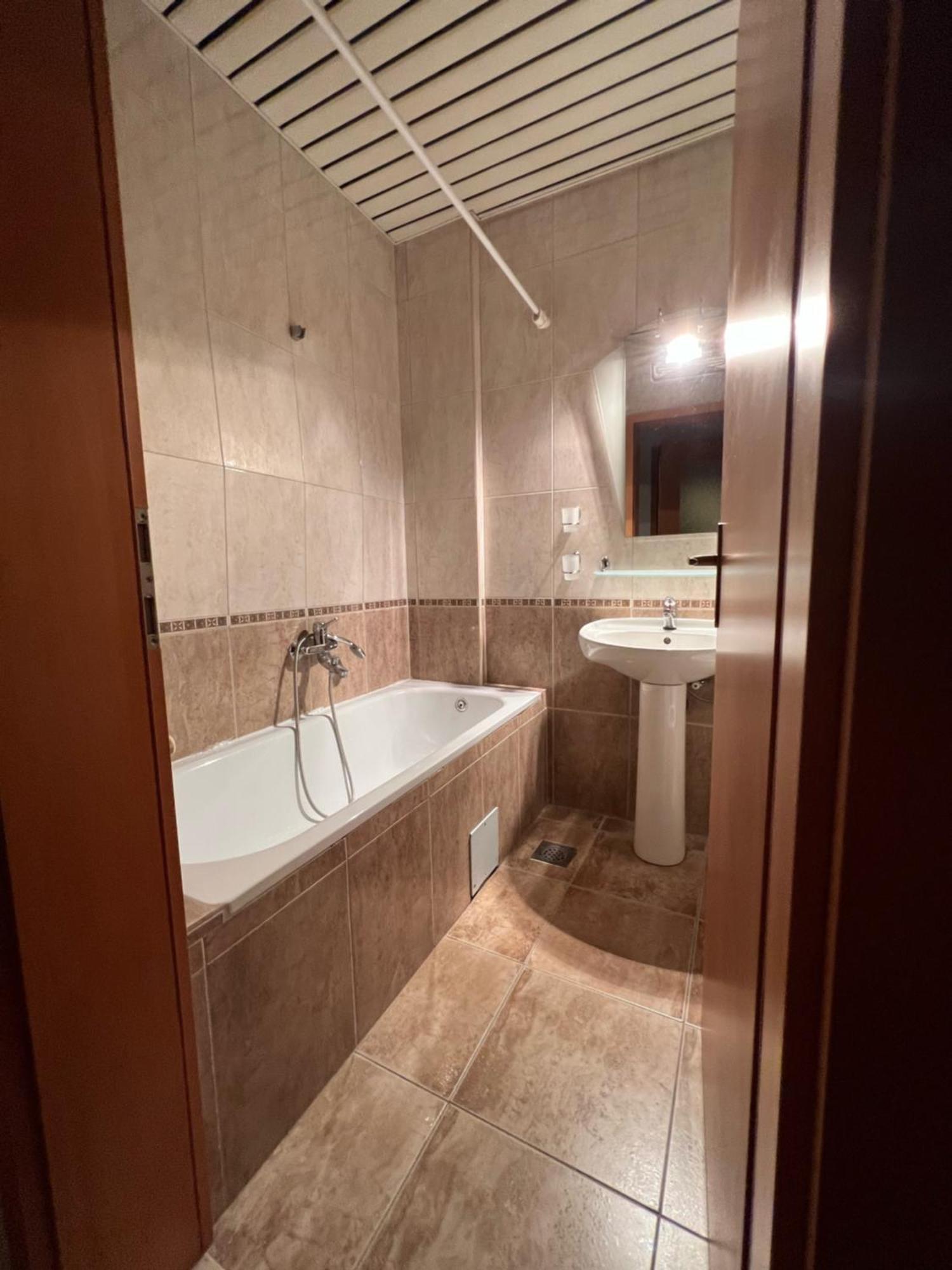 Cozy, Modern Apartment In The Center Of The City! Skopje Esterno foto